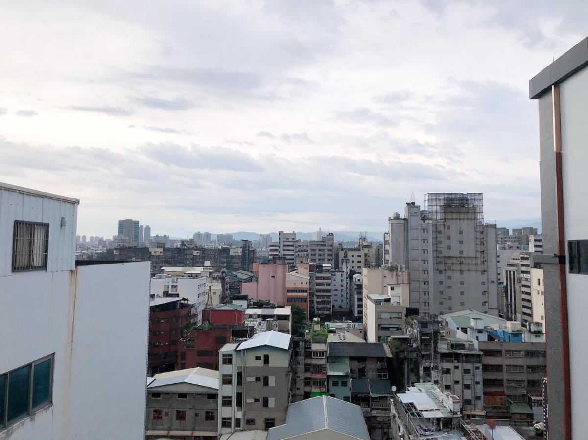 City Center Hotel Taichung Exteriör bild